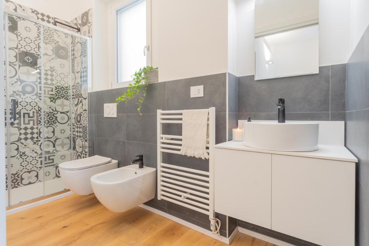 A Step From The Lake Apartment By Rent All Como Exterior photo